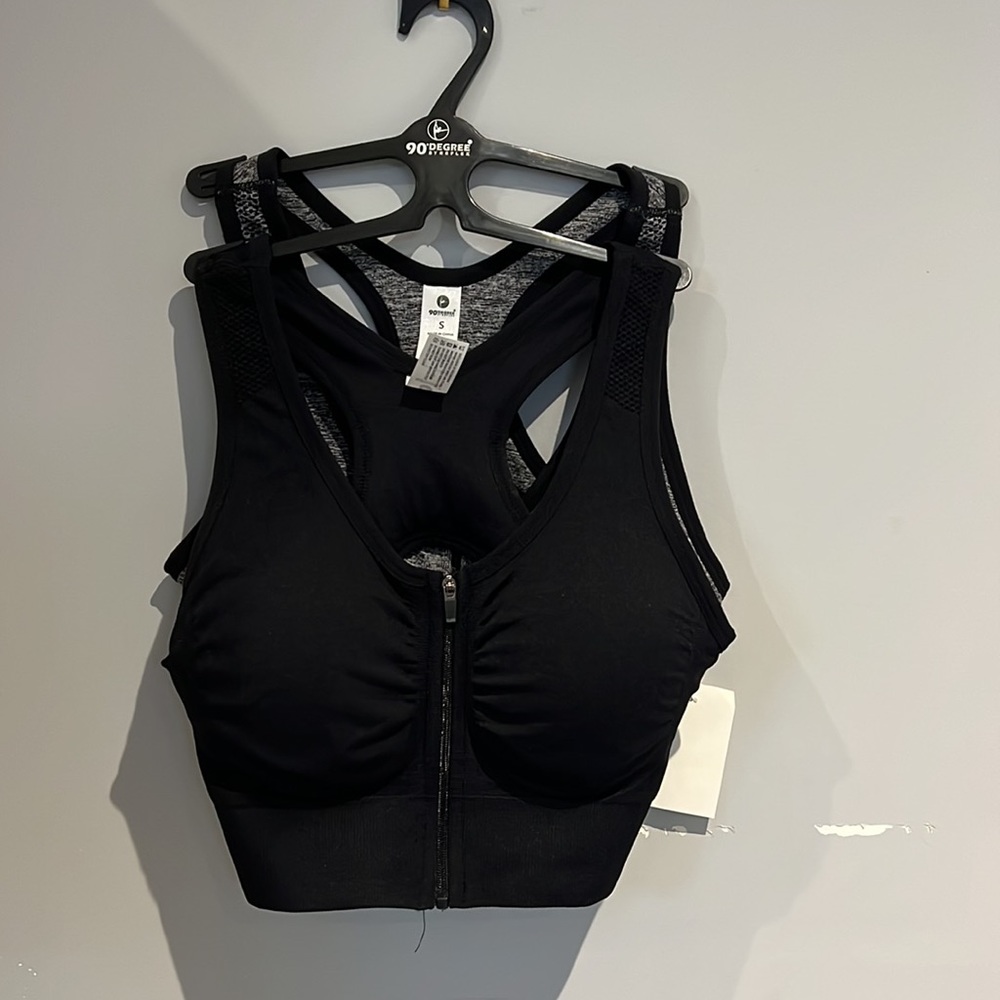90 degrees by reflex women sports bra. US 4.